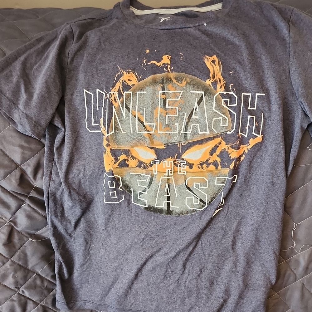 5 For $15 Old Navy Active Navy Tee